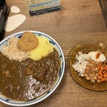 カレー処 琥珀荘 - 