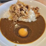 Sukiya Nihyakukyuro Sakasakai Ten - 牛カレー、たまご