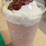 McDonald's Kanazawa Eki Ten - あずきミルクフラッペ・４９０円