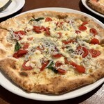 Napoli Pizza TASUKU - 釜揚げしらすとチェリートマト