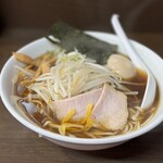 Ramen Mokuyoubi - 煮干し正油、味玉、もやし、のり、ゆず皮