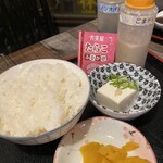 Maruya - ご飯、冷奴、漬物、ふりかけ…付き✧︎*。
                        