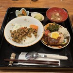 萬町バル 108 - 日替わりランチ 税込880円（R6.4時点）