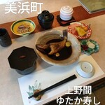 上野間ゆたか寿し店 - 料理写真:煮魚御膳