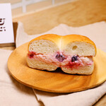 Kinshicho Cafe & Bagel Roji Coffee - 