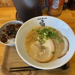 豚骨醤油ラーメン なかしょう - 