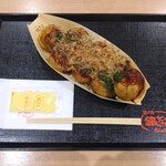 Tsukiji Gindako Ion Moru Makuhari Shin Toshin Ten - たこ焼（8個 638円）