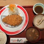 Yawaraka Tonkatsu Shiawase Ya Sakado Ten - ロースカツ