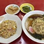 Gojuuban Ooana - 枝豆と大根、油揚げの煮物が…