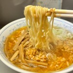 Chuka Soba Shichimen - 自家製手打ち細縮れ麺