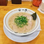 Hakata Tonkotsu Ippo Kasuga Ten - ラーメン