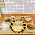 ごはんの時間 - 料理写真:Ｂランチ　１２００円