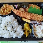 マルヤストアー - 海老フライ・コロッケ弁当450円