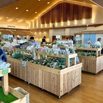 道の駅 にしお岡ノ山 - 店内①