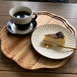 Hikoma Cafe - 