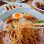 くるまやラーメン - 料理写真:素直に美味しい