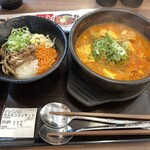 カルビ丼とスン豆腐専門店 韓丼 - 料理写真: