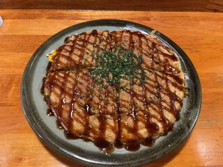 Asa Yama - お好み焼きミックスの大 750円！