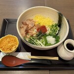 Udon Dokoro Nagomi Tsurutsuru - 