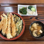 Shokujidokoro Yachiyo - 「天丼」（1,200円）