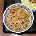 Yoshinoya Akabane Higashiguchi Ten - ねぎラー油牛丼（並） ¥608 の牛丼（並）