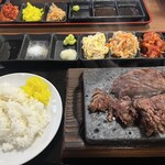 肉問屋 肉丸商店 - 料理写真: