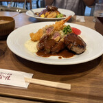 Yoshoku to Cafe to Bar Hanbar - 