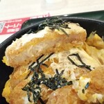 Nadai Hakone Soba Ito Yokado Tachiba Ten - 肉は薄め。卵も少な目の印象。