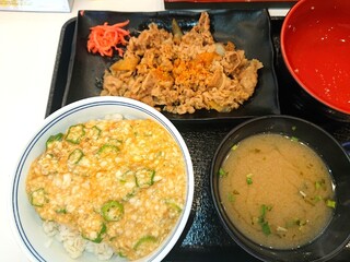 Yoshinoya Yonjugogosen Shiogama Ten - 牛皿麦とろ御膳