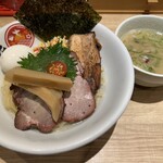 Yakiago Niboshi Ramen Tobiuo - 