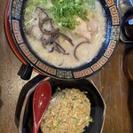 Nagahama Ramen Wakayama Honten - 