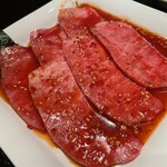 Shabushabu Sukiyaki Yakiniku Kabuto Okuza - 