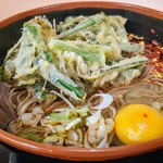 yomoda soba Yurakucho Ten - ニラ天玉そば 600円