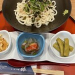 Shun Sen Wazen Fuji - お惣菜うどん　1000円