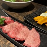 Private rooms Yakiniku Sanbyoshi Bettei - 