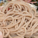 舎鈴 - 舎鈴 西葛西店 茗荷冷やかけに使われる超コシがあるほぼストレート太麺