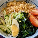 Nihachi Soba Hatsuhana - 余り冷たくないんですよ(;_;)