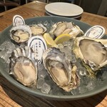 Tsukishima Oyster Club - 