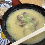 Ichizen - 貝汁定食というだけあって、汁椀がかなり大きい！嬉しい！