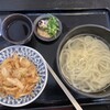 いよ路 - 料理写真:釜揚げうどん570円　かき揚げ140円