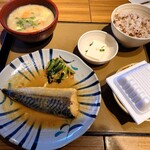 Yayoi Ken Musashi Nakahara Ten - ざばの味噌煮定食、豚汁アップデート