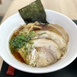 海老名 麺'ｓROAD - 醤油チャーシュー麺