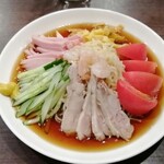 友来 - 料理写真:冷やし中華　990円