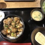 Tori Soba Sumiya Joso Ten - 単品 炭焼とり重(スープ付き)   780円