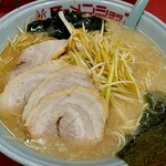 新ラーメンショップ - 上から