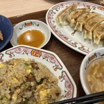 Gyoza no Osho Sanwa Fujigaoka Ten - 