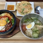 Korean Bije Yokohama World Porters Ten - 石焼ビビンバと冷麺のチヂミセット　1,350円(税抜)