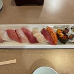 や田べ - 料理写真:にぎり寿司