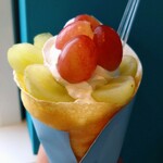 CREPE&CAFE Bailey's - ぶどうクレープ♩600円♩