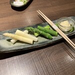 Sapporo Ko - グリーンホワイトアスパラ食べ比べ